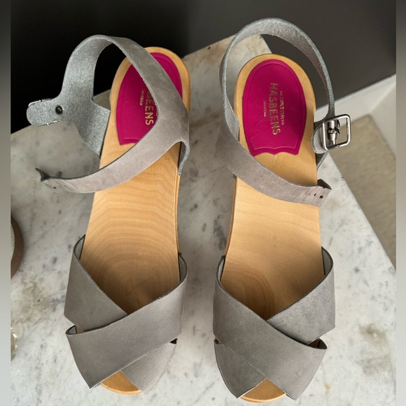 Swedish Hasbeens Grey Strappy Clogs - Picture 4 of 6